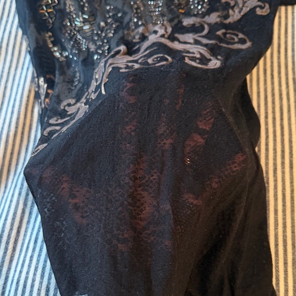 Miss Me Black Short Sleeve Top with Silver Accents - Picture 5 of 7